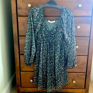 Cute dress hits above knee.